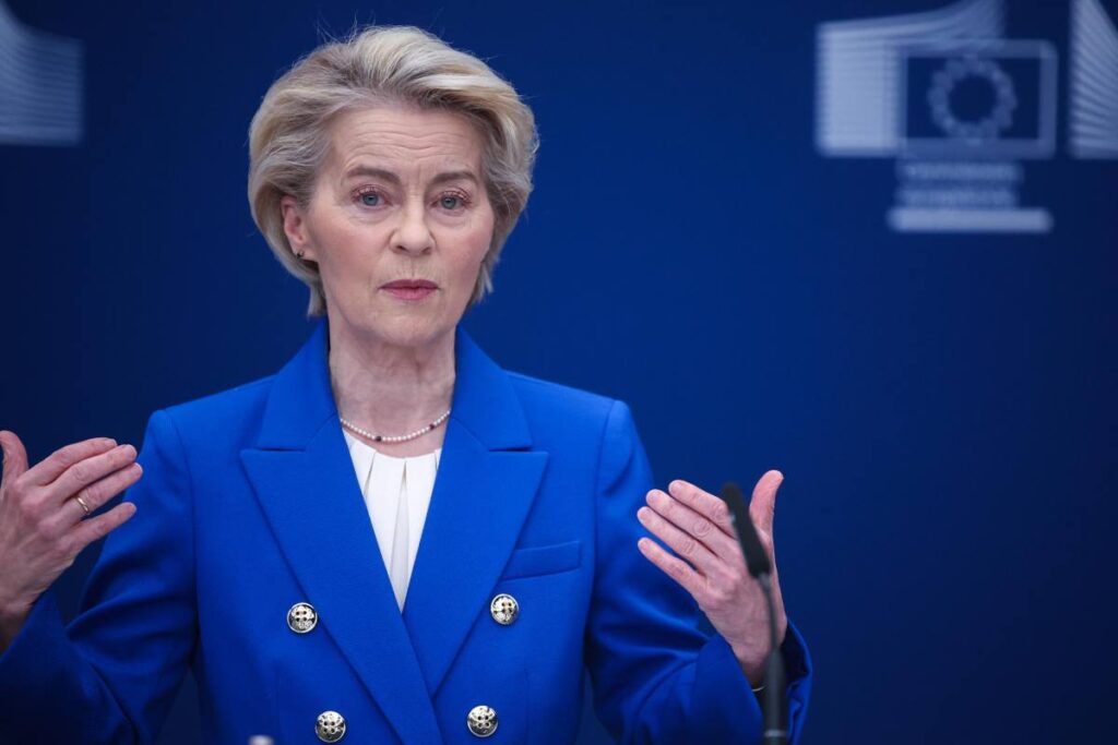 Ursula Von Der Leyen durante una conferenza