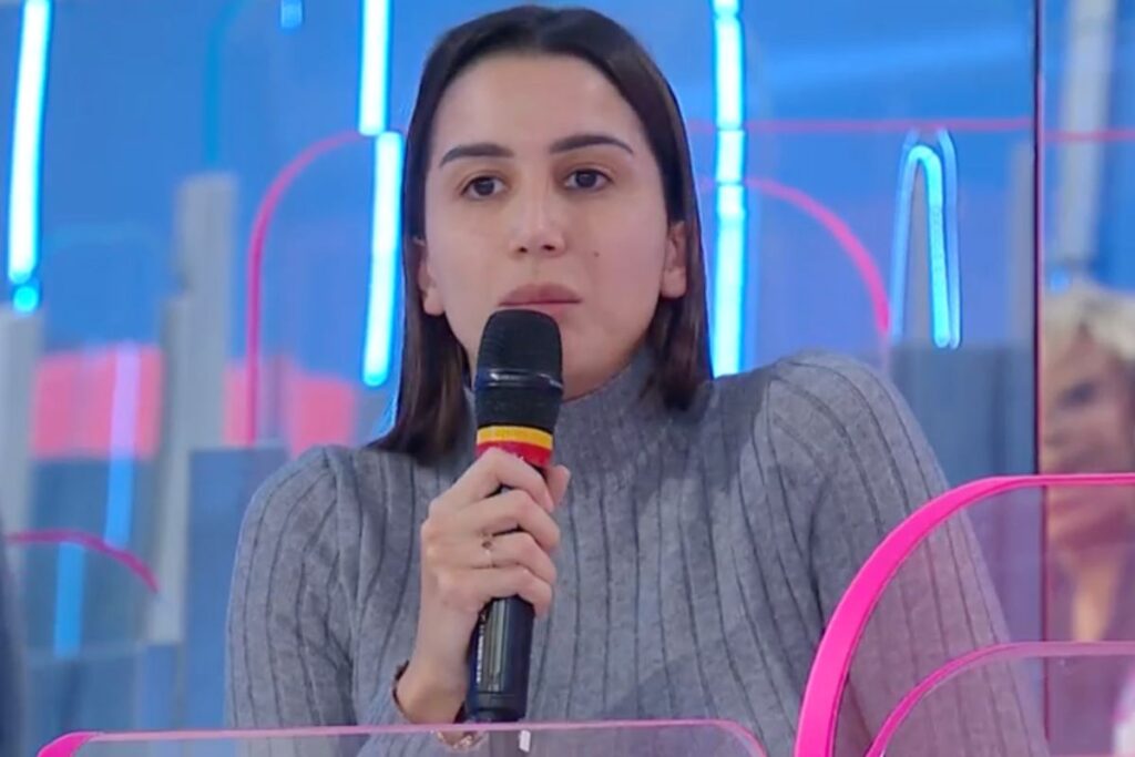 laura frenna nello studio di uomini e donne