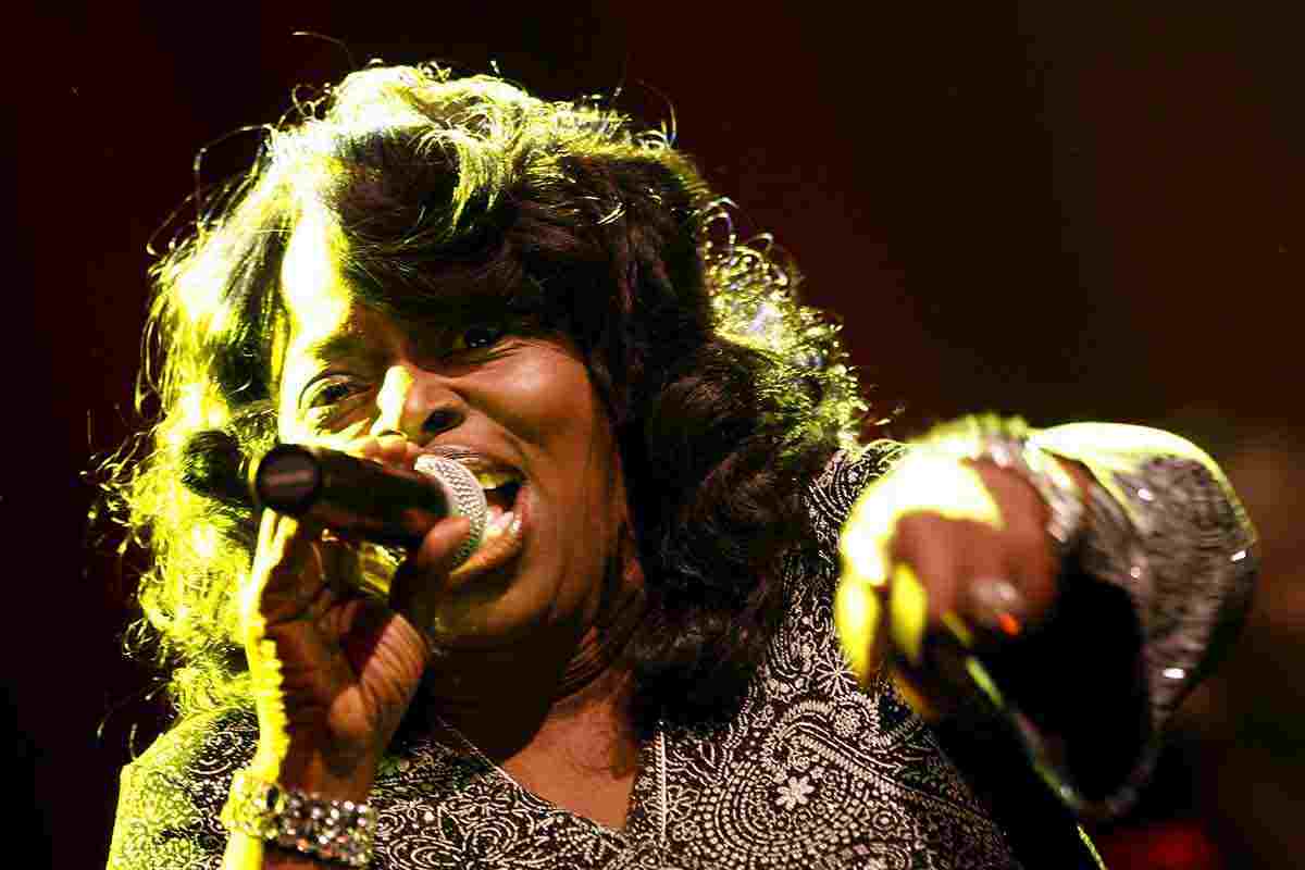 Angie Stone dal vivo