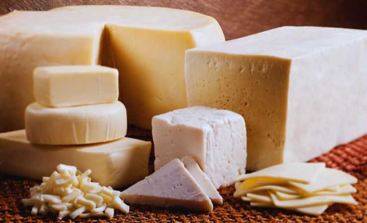 stesa di formaggi vari