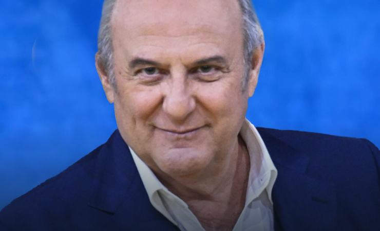 Gerry Scotti in primo piano