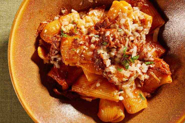 Piatto di pasta col sugo