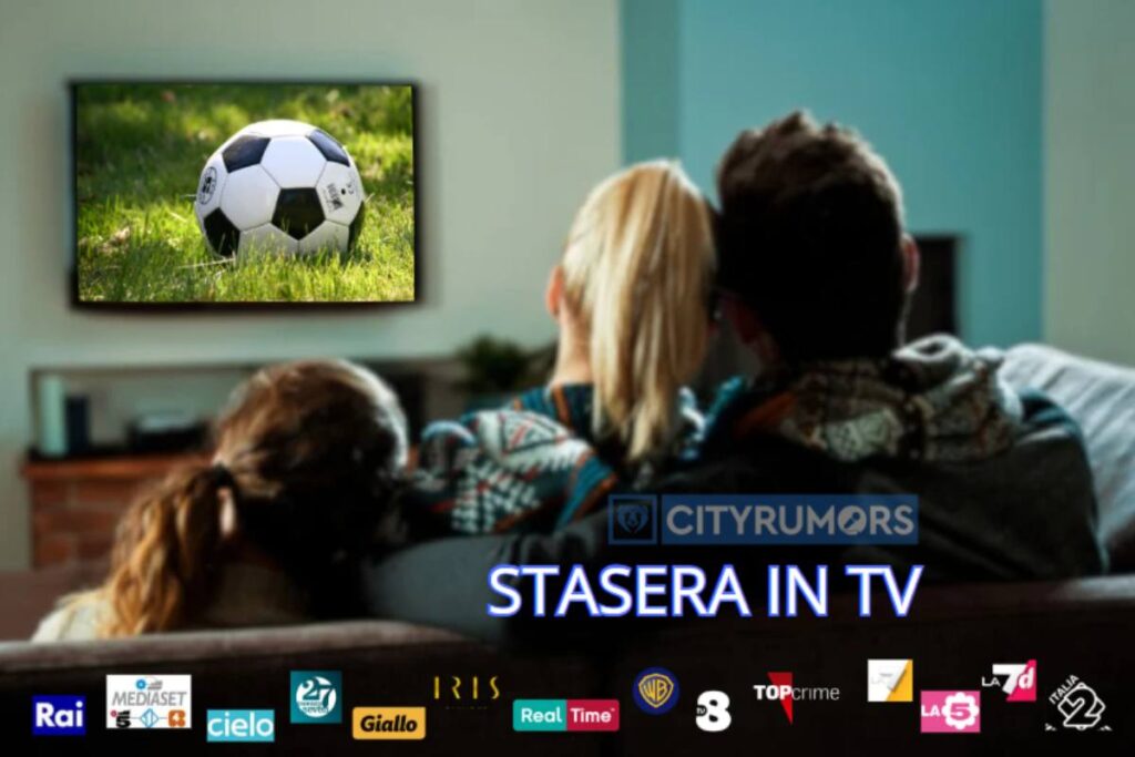 coppia che guarda partita in tv