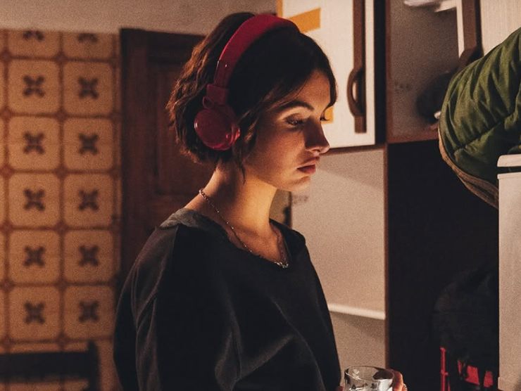 ambrosia caldarelli nei panni di cristina in che dio ci aiuti