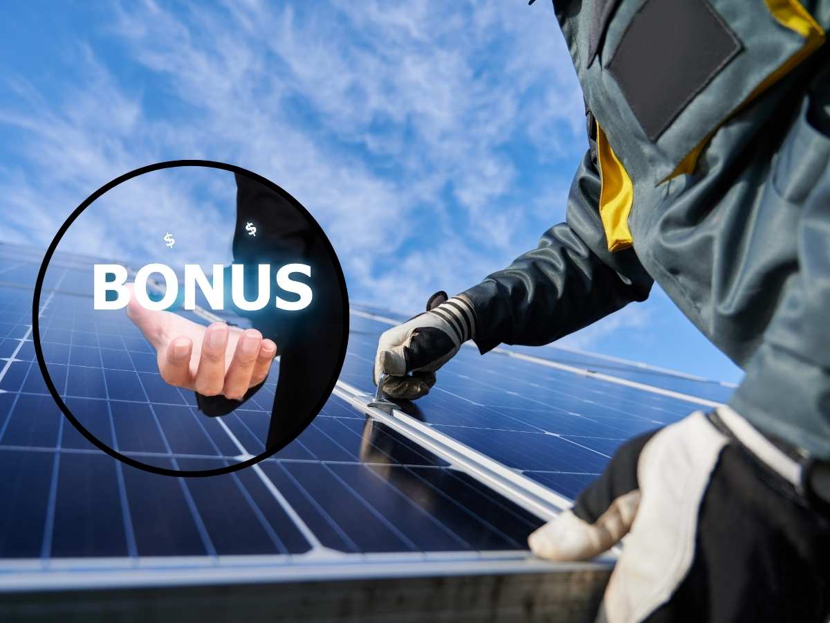 Pannelli fotovoltaici scritta