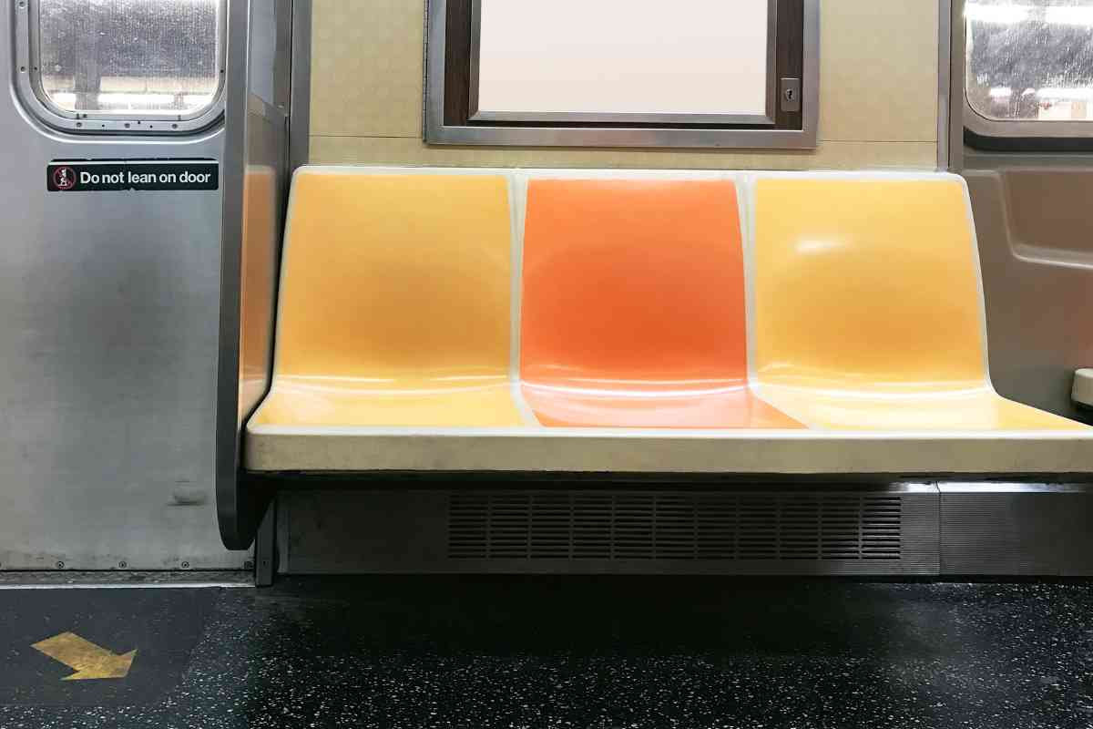 Sedile metropolitana