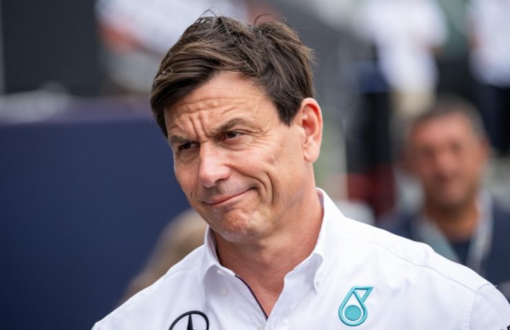 toto wolff in primo piano
