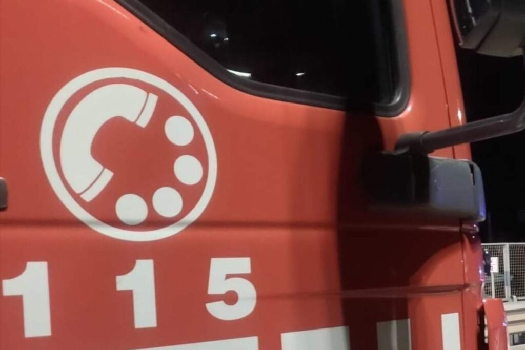 Camion dei vigili del fuoco