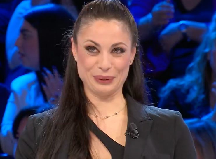 roberta di affari tuoi l'11 aprile