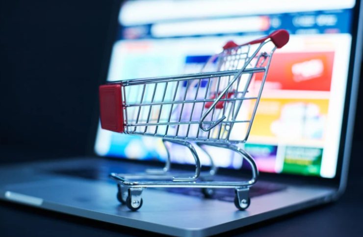 carrello in miniatura su pc