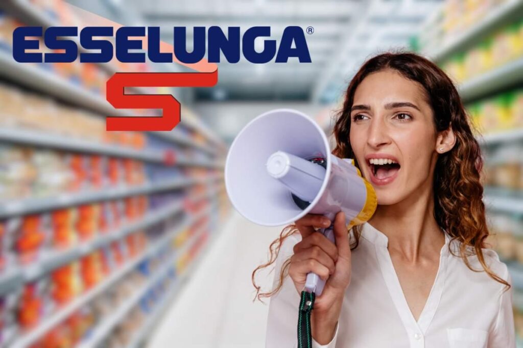 Ragazza con megafono e logo Esselunga