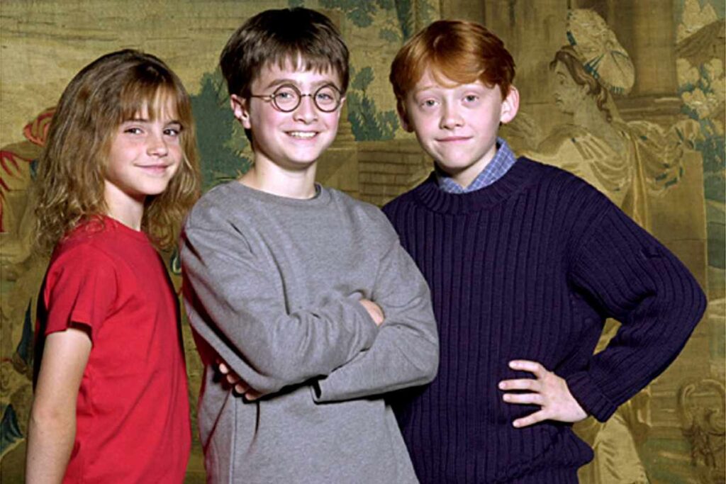radcliffe e altri due membri del cast da bimbi