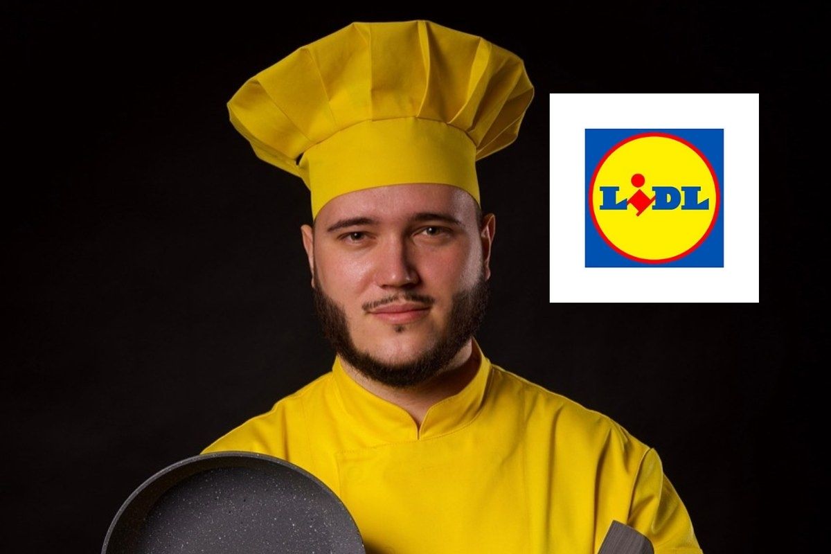 cuoco in divisa e in mano una padella e accanto il logo lidl
