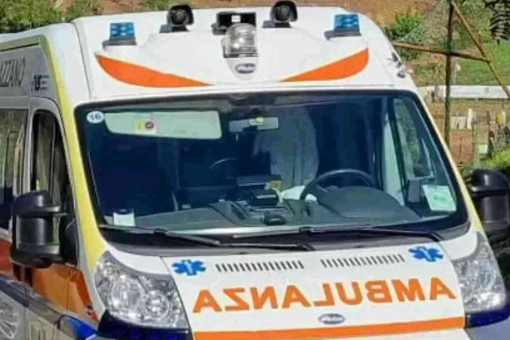 Ambulanza in strada
