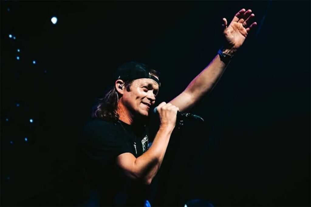 3 Doors Down, Brad Arnold