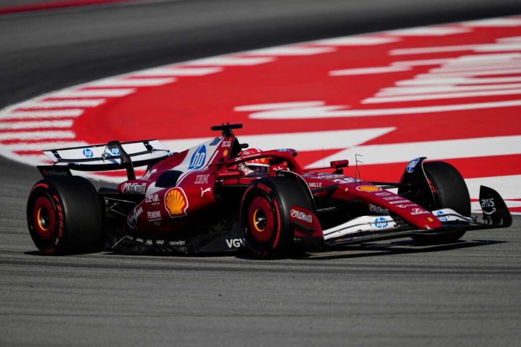 Ferrari in pista a Barcellona