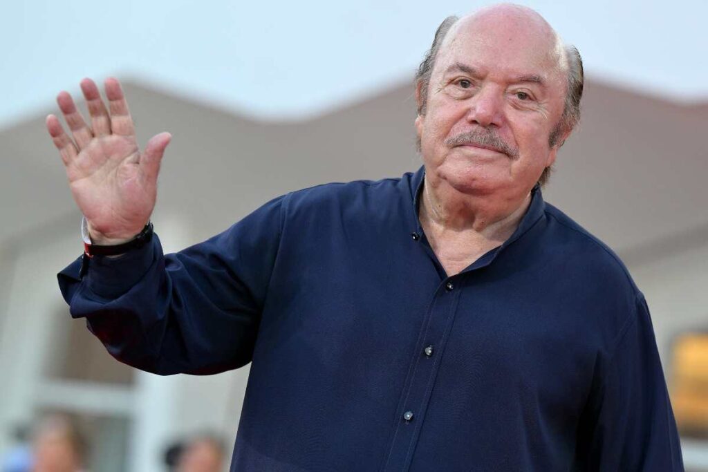 Lino Banfi in primo piano