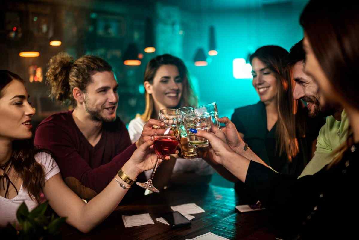 La movida in un locale