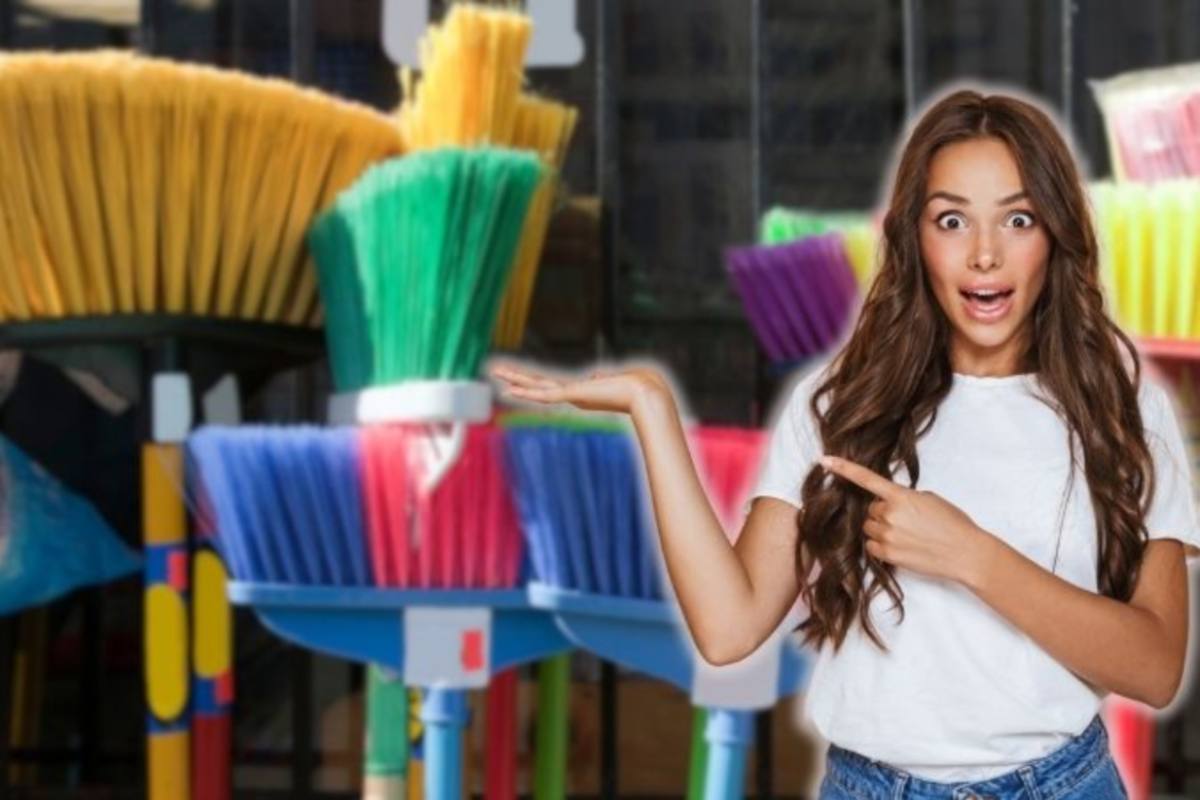 Manici scopa donna sorpresa