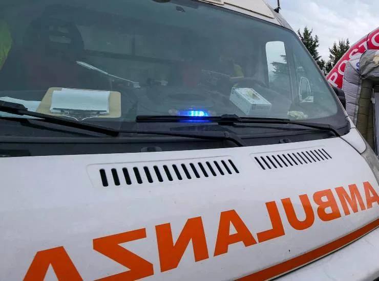 Ambulanza in primo piano