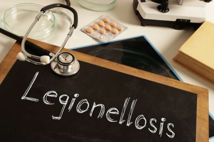 lavagna e fonendoscopio