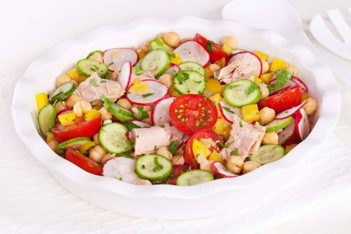 piatto di insalatone