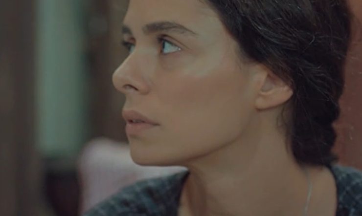 una scena della serie la forza di una donna