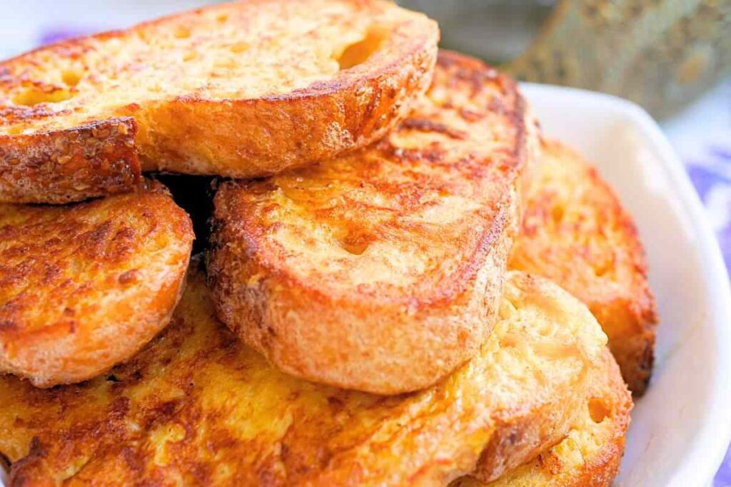 fette di pane fritto