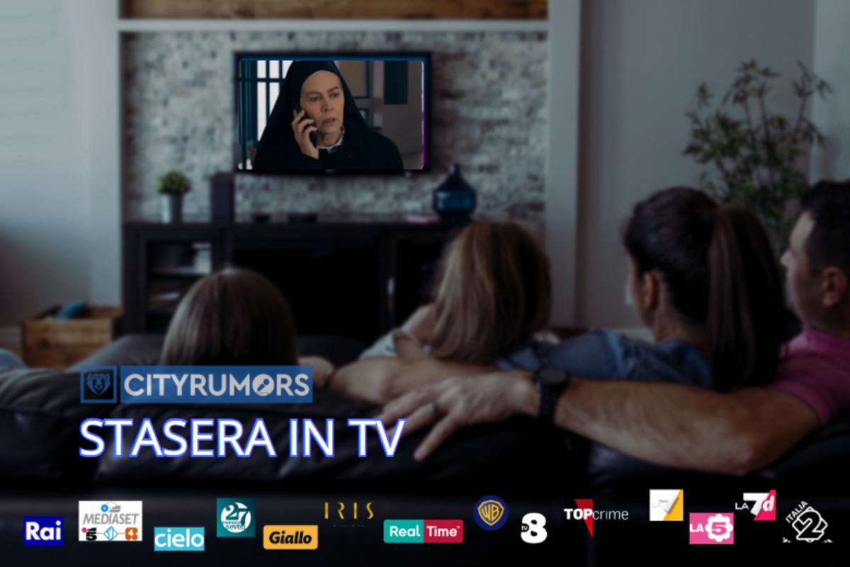 genitori e figli che guardano la tv