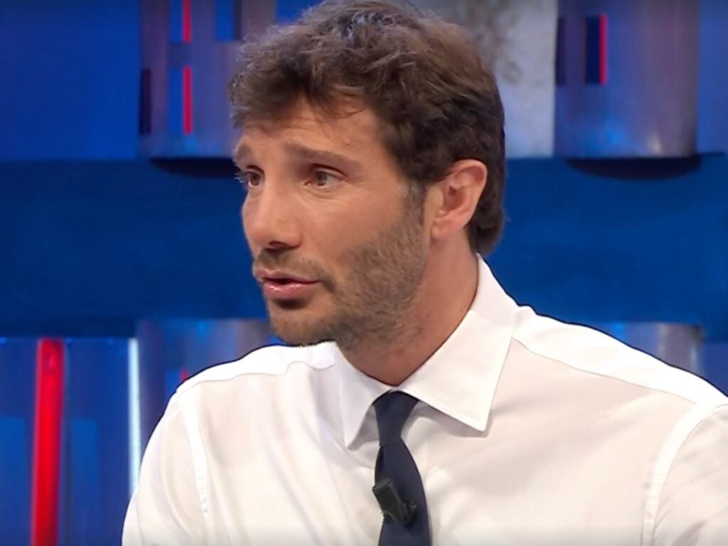 stefano de martino affari tuoi