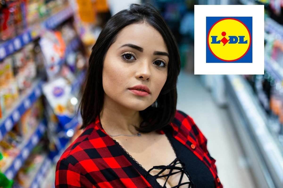 ragazza al supermercato e accanto il logo di lidl