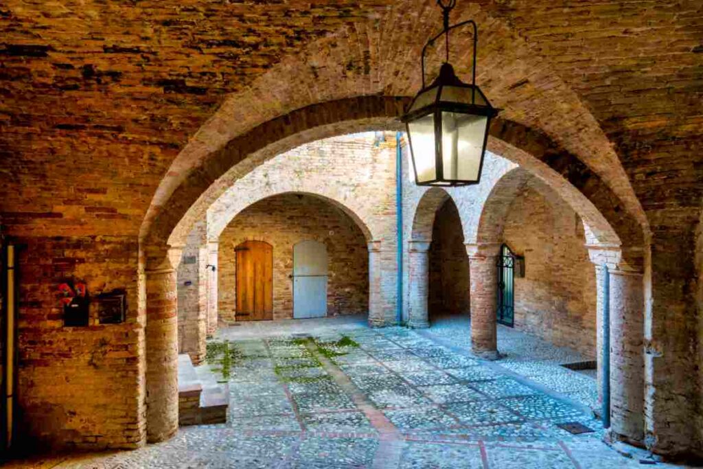 A Penne le case a un euro in Abruzzo