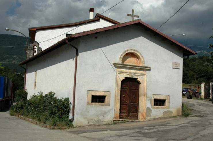 una chiesetta su strada