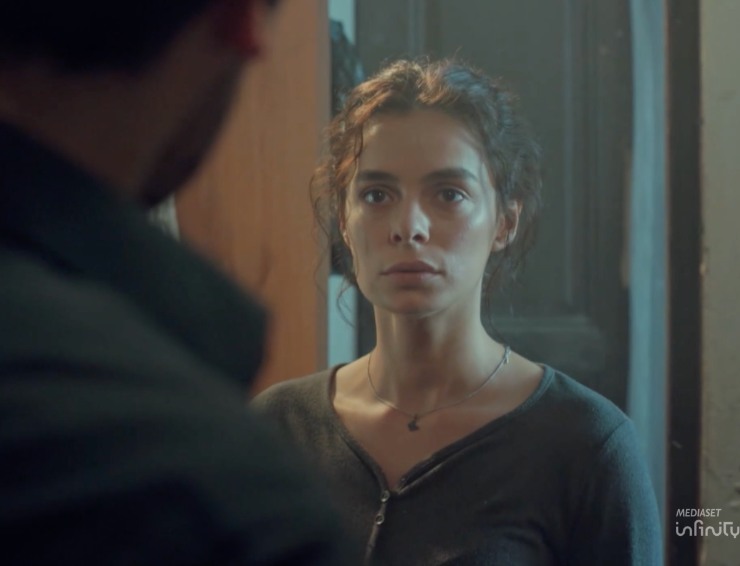 ozge nei panni di bahar ne la forza di una donna