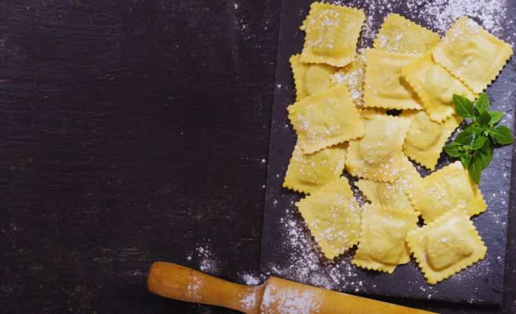 ravioli e un matterello