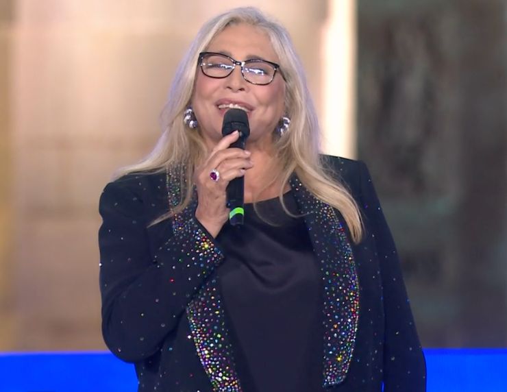 mara venier al timone de una voce di padre pio 