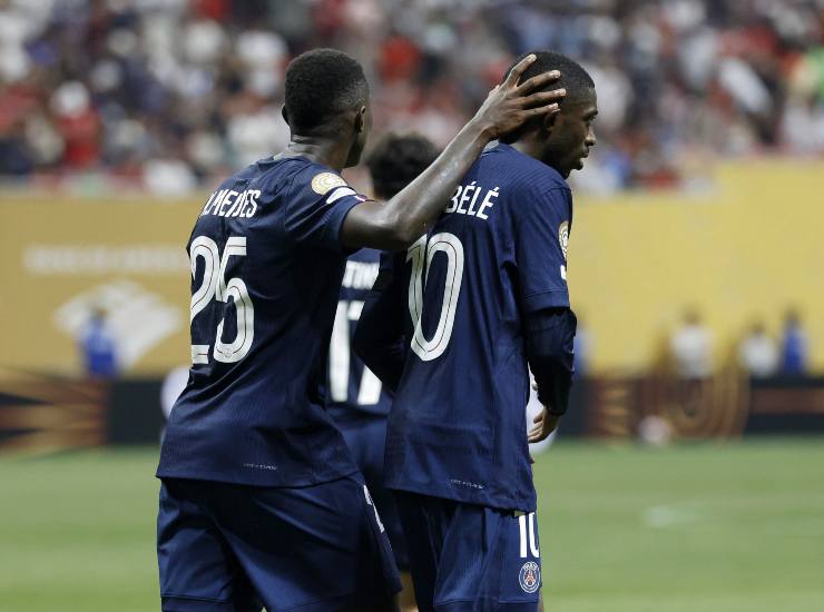 Il PSG esulta dopo una rete