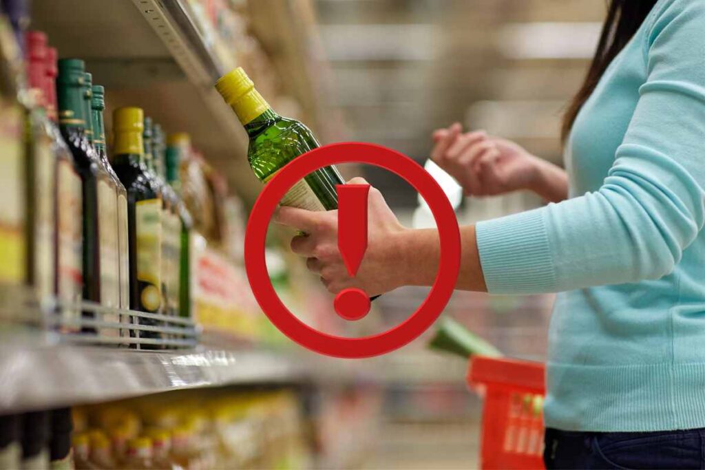 Dell'olio extravergine d'oliva venduto al supermercato