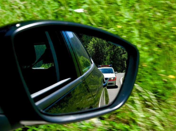 Lo specchietto dell'auto