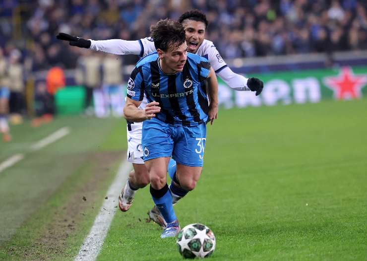 Jashari inseguito da retegui in atalanta-club brugge