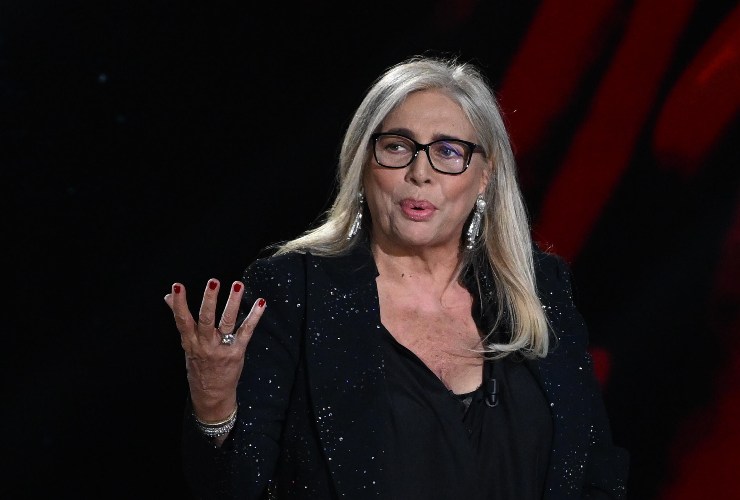 mara venier che parla