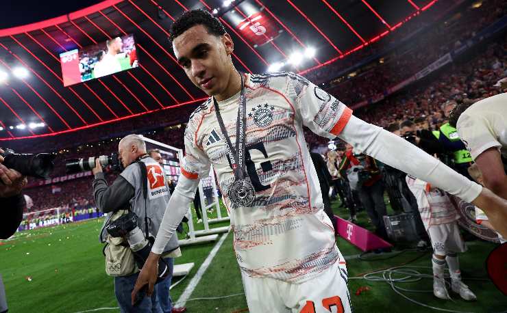 musiala premiato in campo