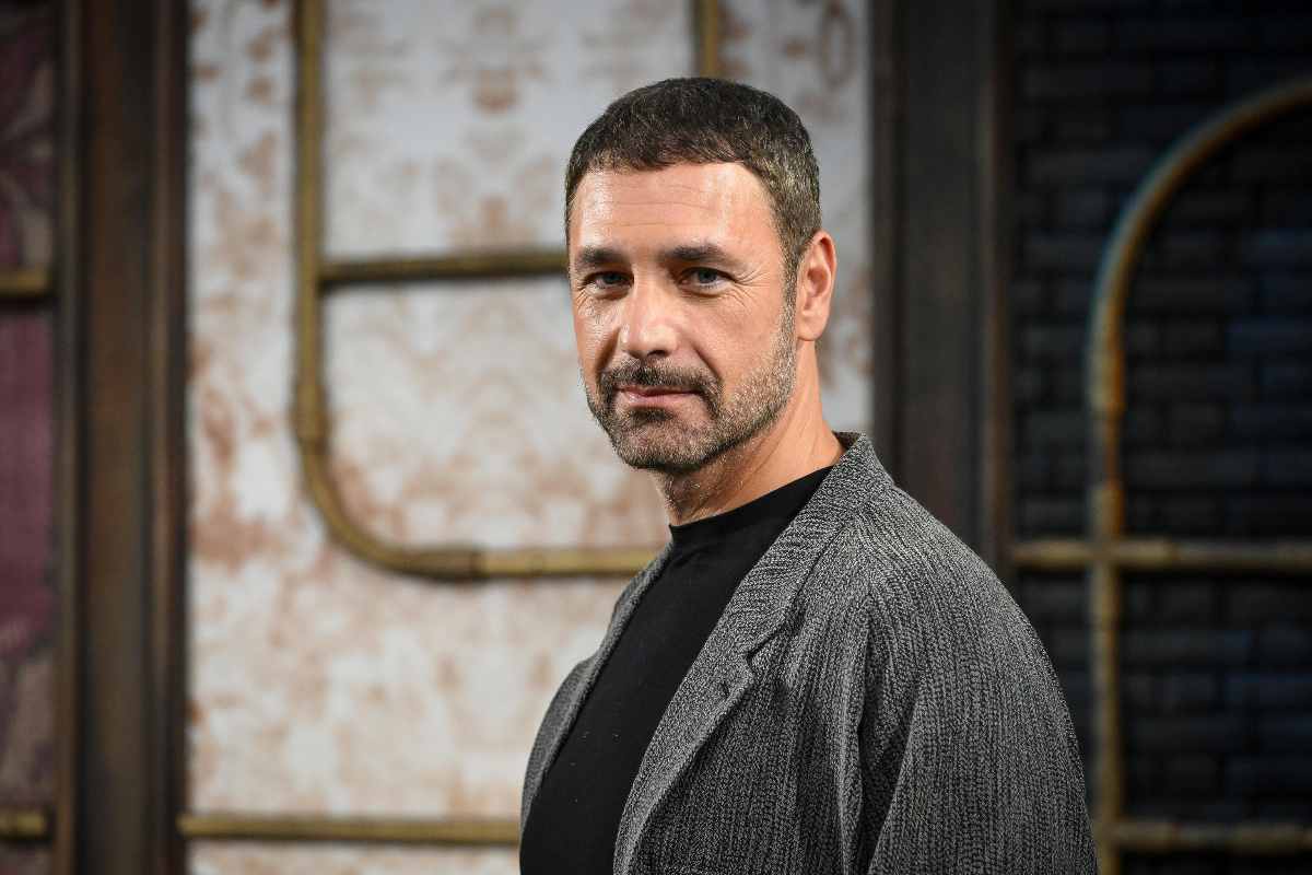 raoul bova in primo piano