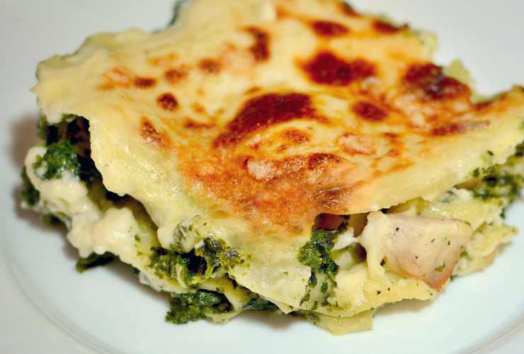 pezzo di timballo in bianco