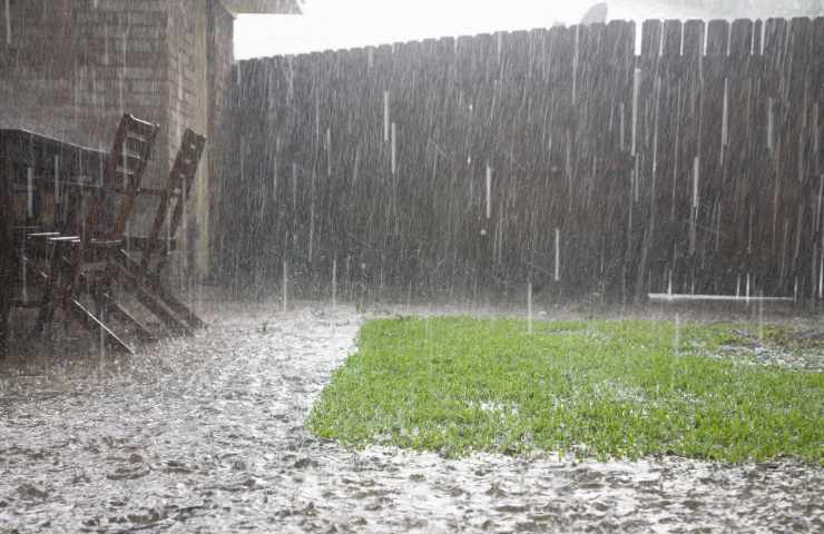 Una pioggia battente in corso