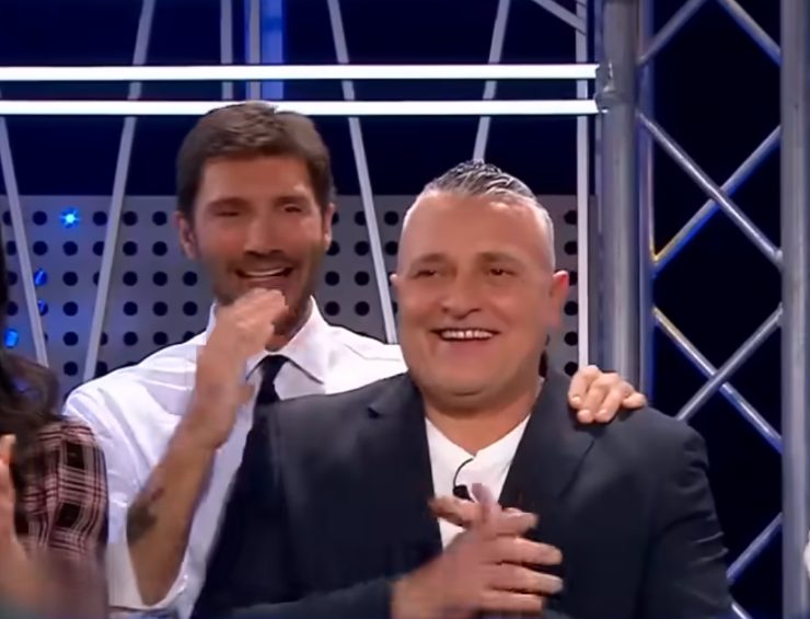 stefano de martino insieme a gaetano, concorrente di affari tuoi 