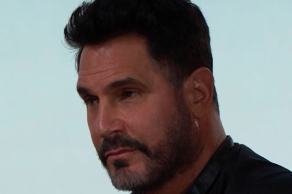 bill spencer in primo piano in una scena di beautiful