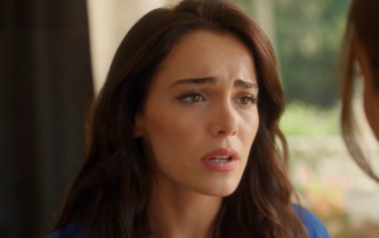 leyla in una scena di if you love