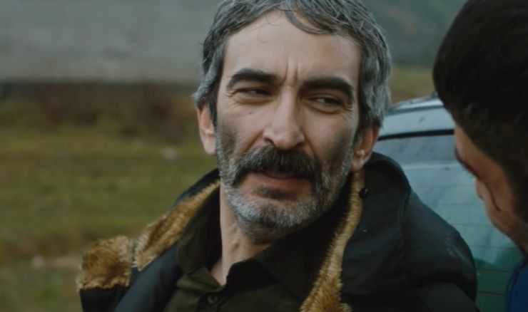 una scena della soap turca io sono farah