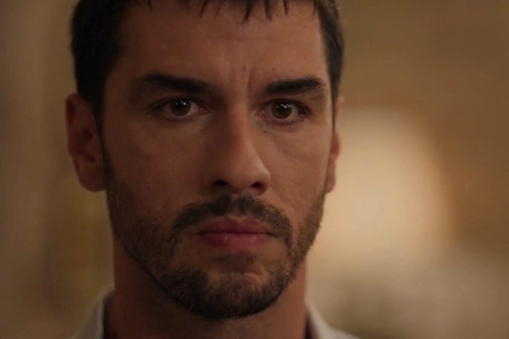 nuh in una scena de la notte nel cuore